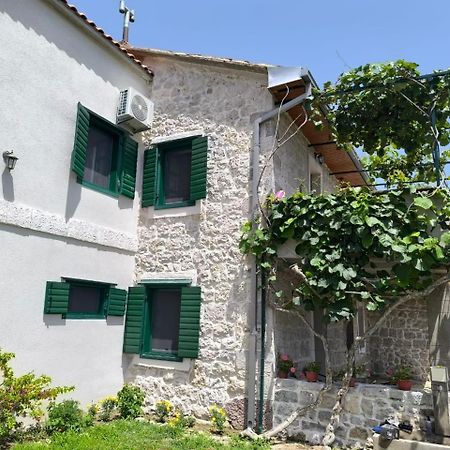 Vila Rustic Stone House Bar Exteriér fotografie